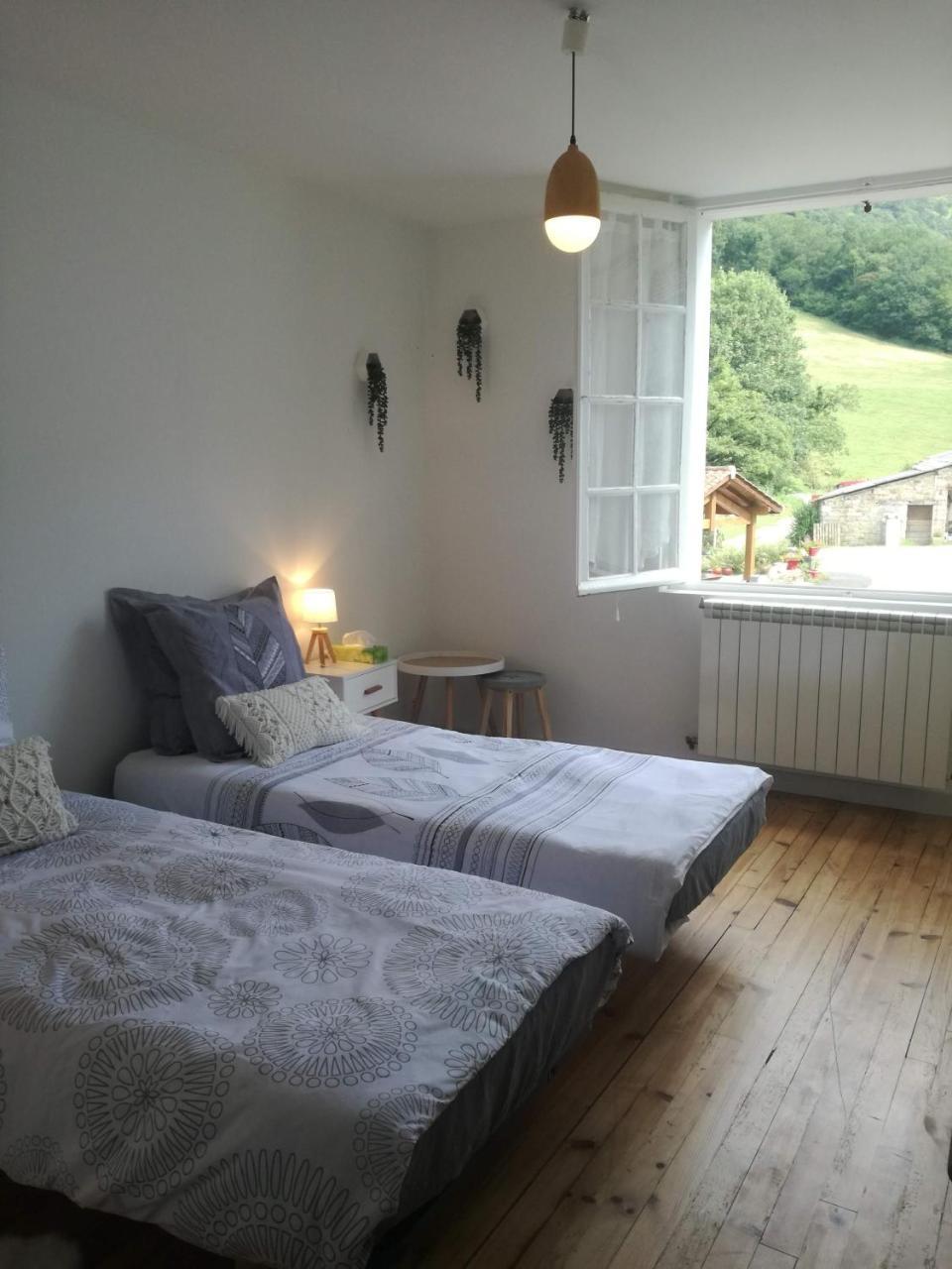 Briseteia Apartment Saint-Just-Ibarre Екстериор снимка