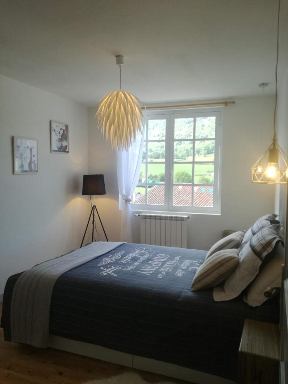 Briseteia Apartment Saint-Just-Ibarre Екстериор снимка